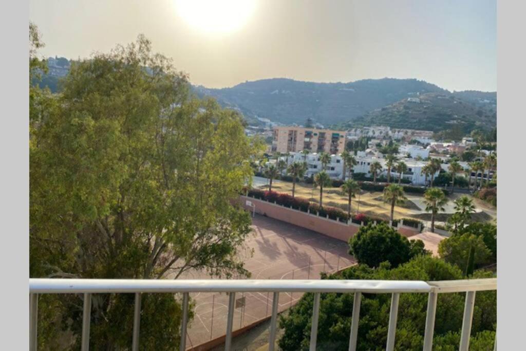 Magnifico Apartamento Con Vistas Al Mar, 1ª Linea Almuñécar Екстериор снимка
