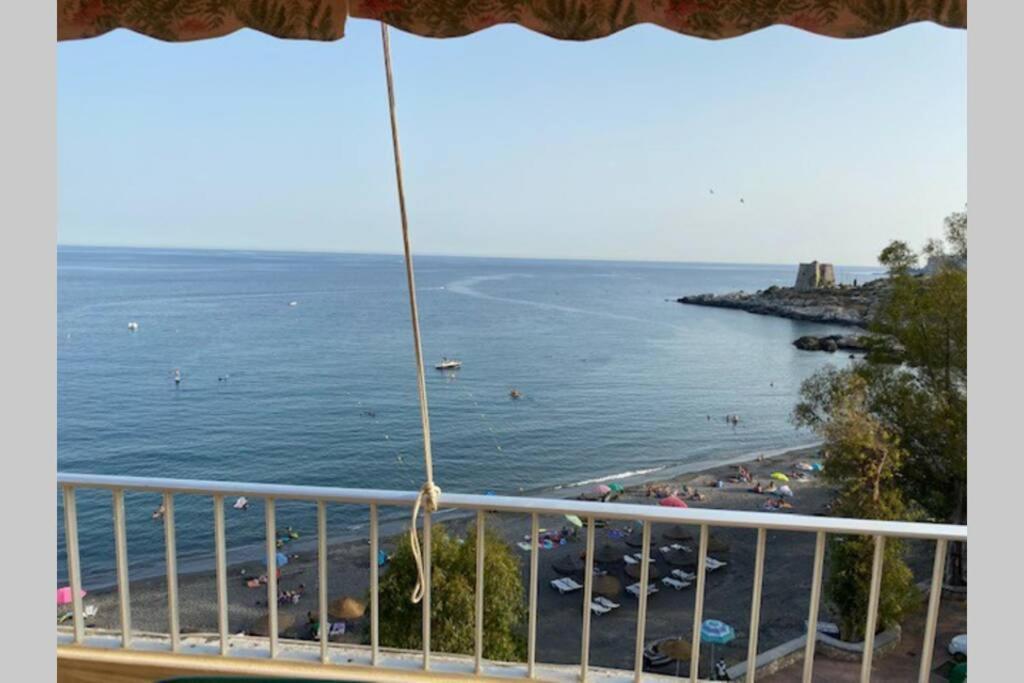 Magnifico Apartamento Con Vistas Al Mar, 1ª Linea Almuñécar Екстериор снимка