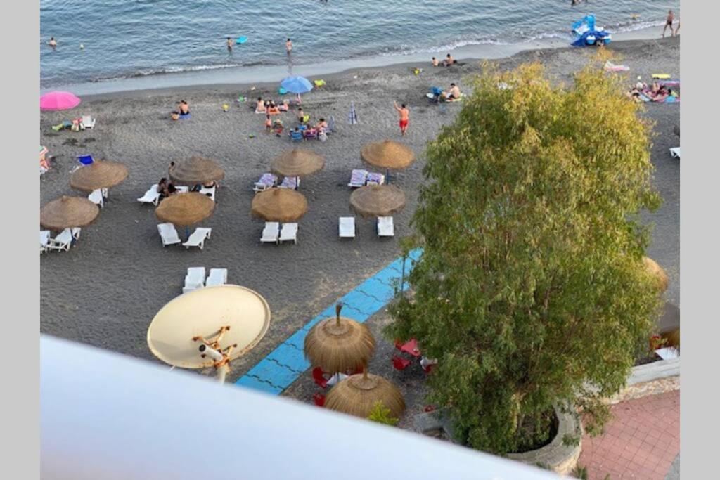 Magnifico Apartamento Con Vistas Al Mar, 1ª Linea Almuñécar Екстериор снимка